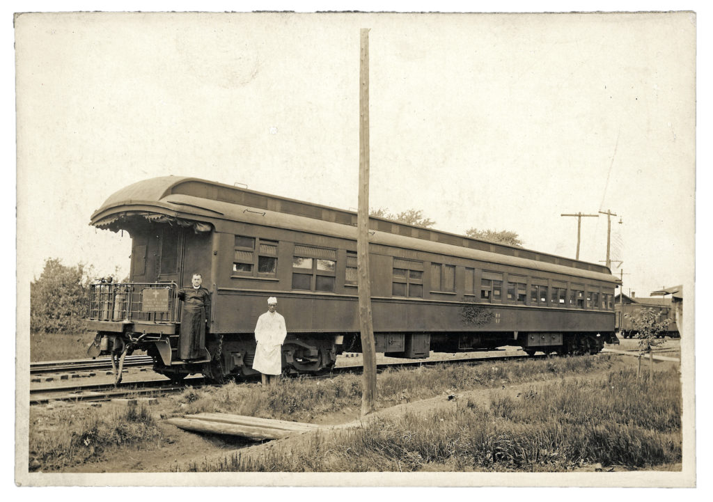 1918 Flu vs Coronavirus, Chapel Cars